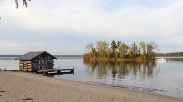 Camping bord de l'eau : 3596 choix pour vos vacances aquatiques !
